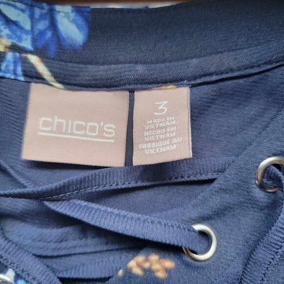 Chico's Blue floral blouse - sz 3 - Picture 4 of 7